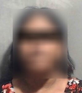 Mujer detenida por robo en tienda de Culiacán