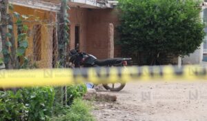 Mujer es ejecutada a balazos afuera de su domicilio en Villa Unión, al sur de Mazatlán, Sinaloa