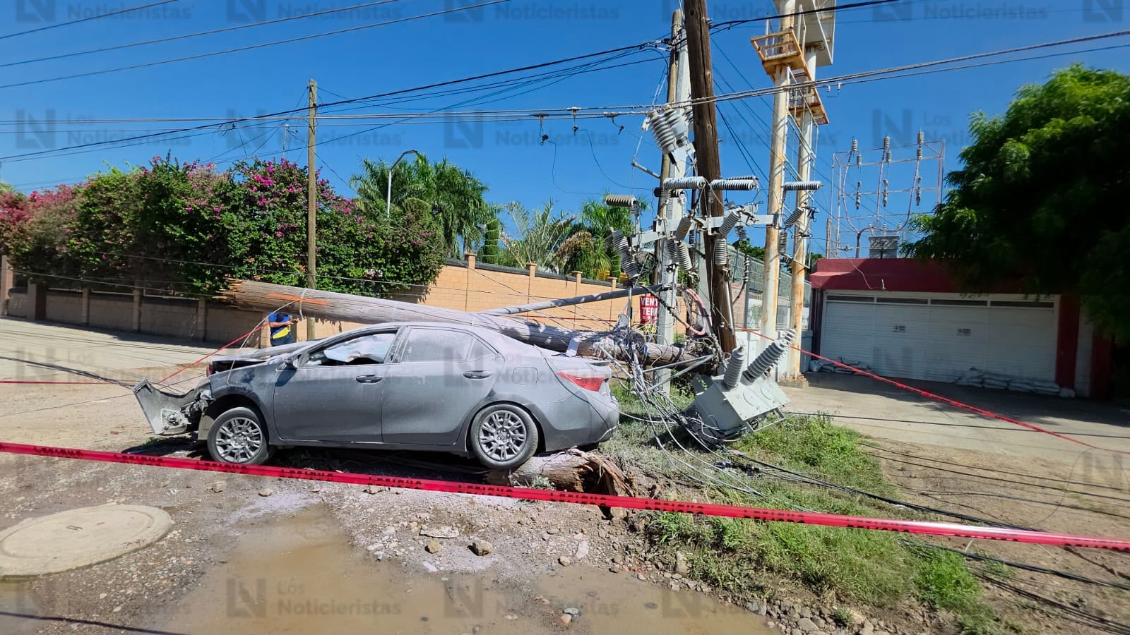 Accidente en Culiacán deja una mujer lesionada