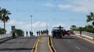 mujer muerta en ranger roja en culiacan lugar