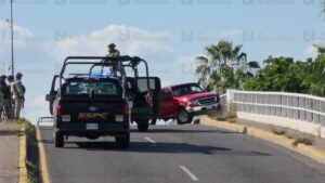 mujer muerta en ranger roja en culiacan sin