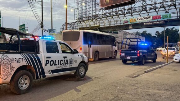 Mujer resulta herida de bala mientras circulaba en su motocicleta en Mazatlán, Sinaloa