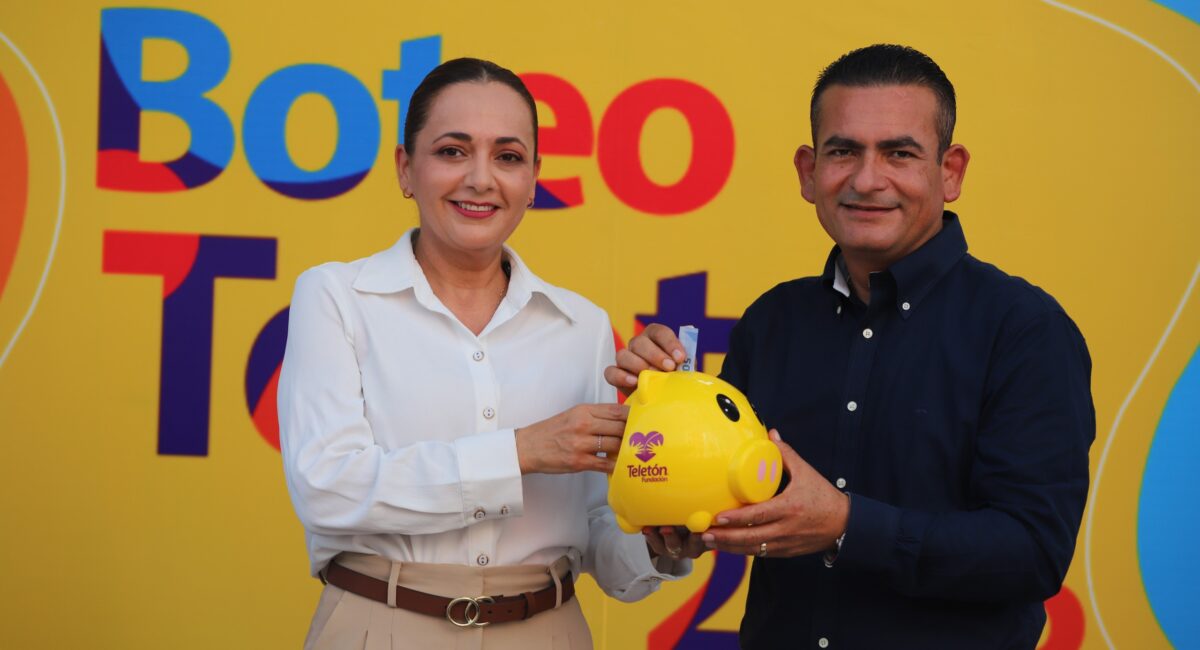 Dra. Mariela Berumen, presidenta de DIF Navolato pone en marcha el Boteo Teletón 2026
