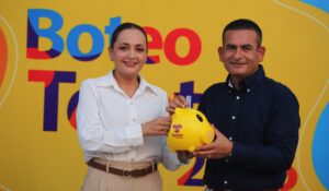 Dra. Mariela Berumen, presidenta de DIF Navolato pone en marcha el Boteo Teletón 2026