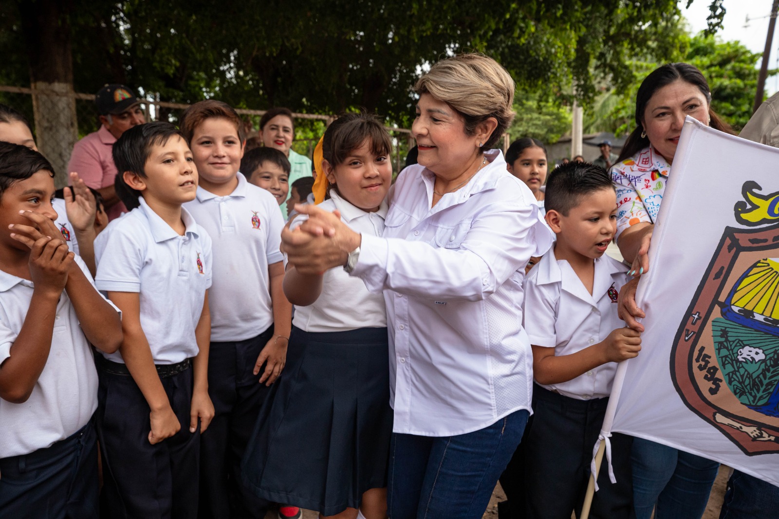 Cumplen con obras que pidieron vecinos de La Trinidad, Guasave