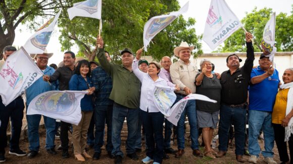Cumplen con obras que pidieron vecinos de La Trinidad, Guasave; invierten más de 3.4 mdp en techumbre y parque