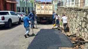 obras publicas reparando baches en mazatlan sin