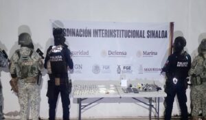 Catean módulo del penal de Aguaruto de Culiacán y aseguran droga, teléfonos celulares y un módem para internet