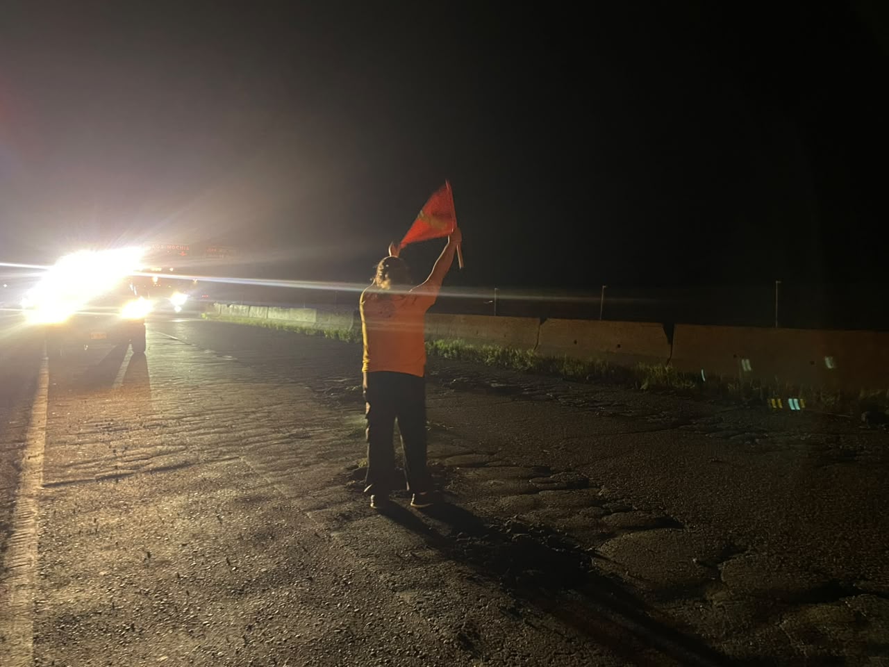 Operativo en la México 15 para tapar baches, en Juan José Ríos
