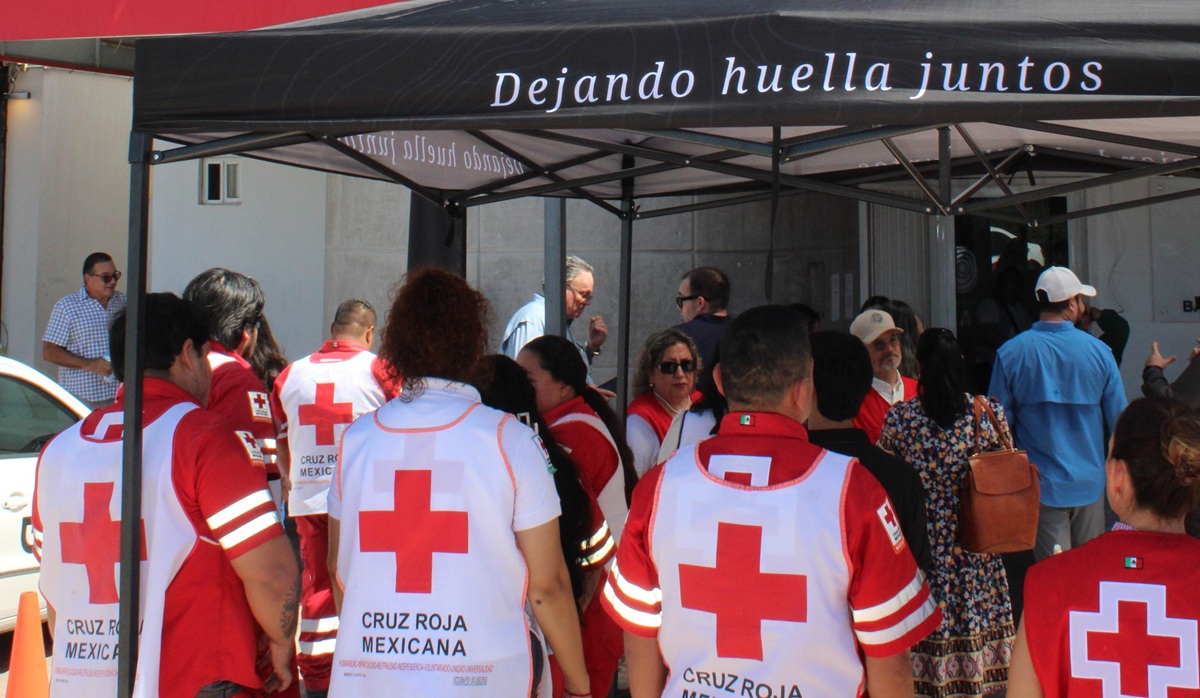 OXXO y MAJA Sportswear entregan recurso para quijadas de la vida en Altata, Navolato