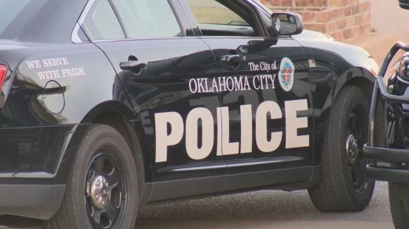 Detienen a niña de 11 años, sospechosa de haber disparado y asesinado a su hermano, en Oklahoma