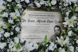 Placa en honor a Jesús Alfredo Cuén Ojeda