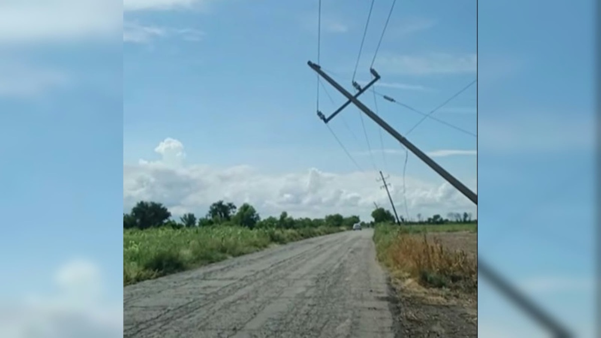 Poste caído en Sinaloa municipio