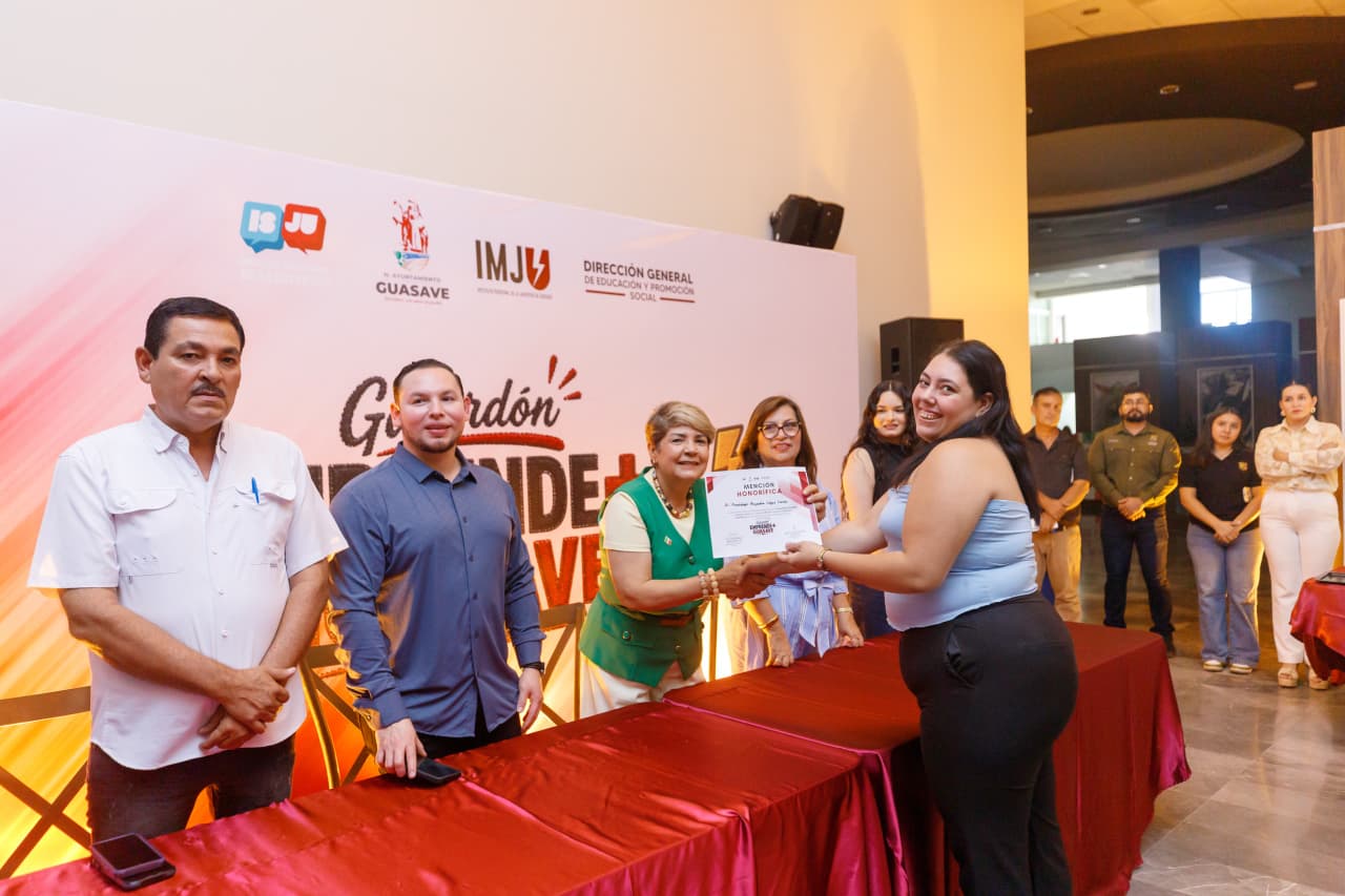 Premian a jóvenes emprendedores de Guasave con el Galardón Emprende + 2026