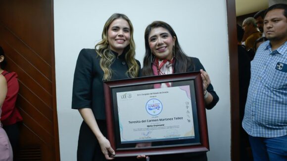 Ana Miriam Ramos destaca talento de jóvenes reconocidos con Premio al Mérito Juvenil 2026