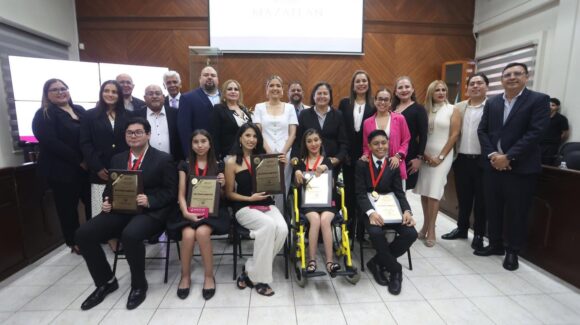 Mazatlán, Sinaloa, busca a sus jóvenes destacados: abren convocatoria al Premio al Mérito Juvenil 2026