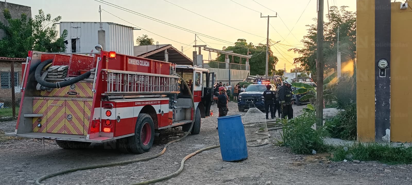 Privan de la libertad a hombre e incendian vivienda en el Piggy Back, en Culiacán