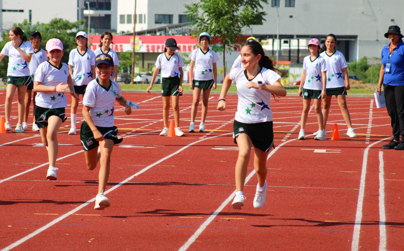 Programa deportivo del Colegio SAM en Mazatlán