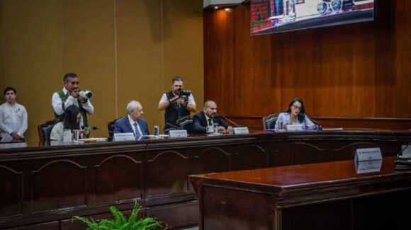 ¡Hasta 7 años de prisión! Buscan endurecer sanciones en Sinaloa contra quienes realicen procedimientos quirúrgicos sin certificación