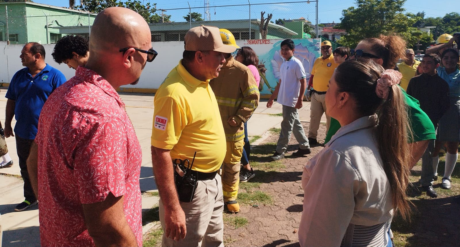 Protección Civil en Rosario, Sinaloa pone a prueba a pacientes y alumnos ante simulacro de sismo