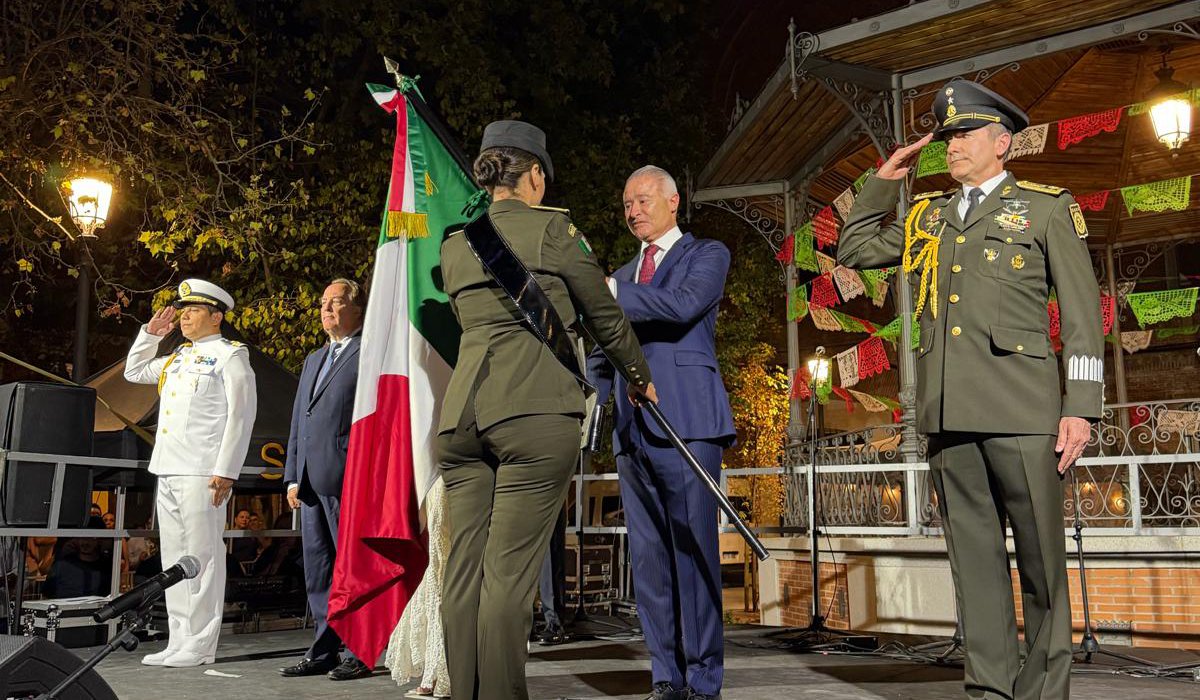 Quirino Ordaz Coppel encabeza ceremonia por la Independencia de México en Madrid