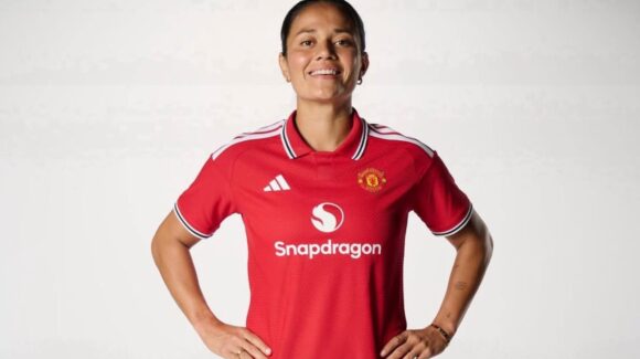 ¡Debut histórico! Rebeca Bernal es la primera mexicana en jugar en la Primera División Femenil de Inglaterra