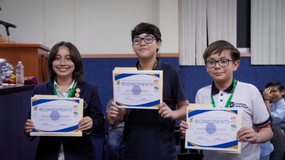Nueve jóvenes talentos reciben reconocimiento de la UAS y se preparan para representar a Sinaloa en la Olimpiada Nacional de Matemáticas