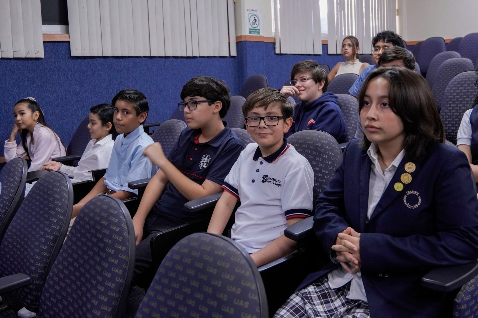 Nueve jóvenes talentos reciben reconocimiento de la UAS