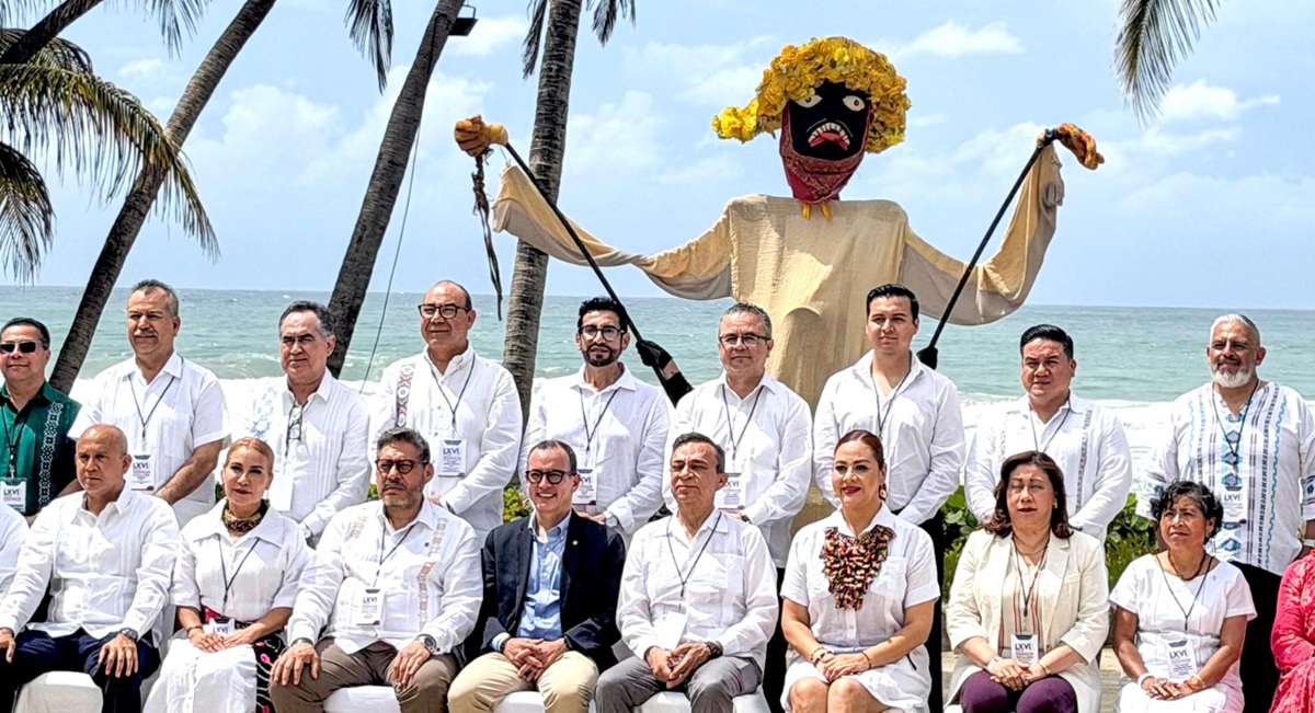 Rector de la UAS acude a sesión del CUPIA