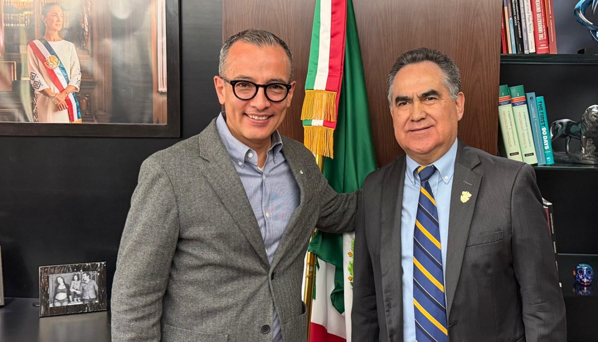 Jesús Madueña, rector de la UAS, gestiona recursos ante la SEP