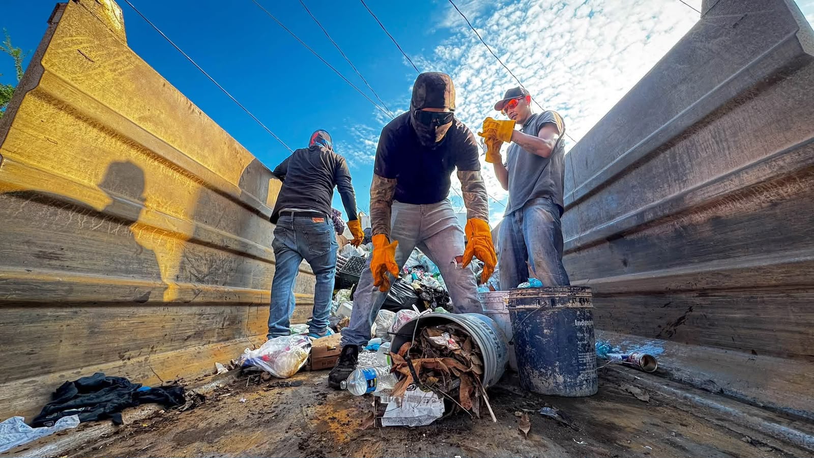 Refuerzan recolección de basura en El Fuerte
