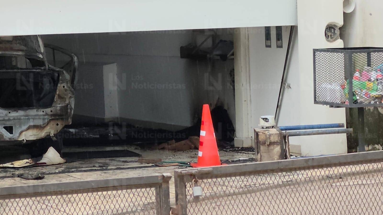 Tirotean, vandalizan y queman residencia en la Rafael Buelna de Culiacán