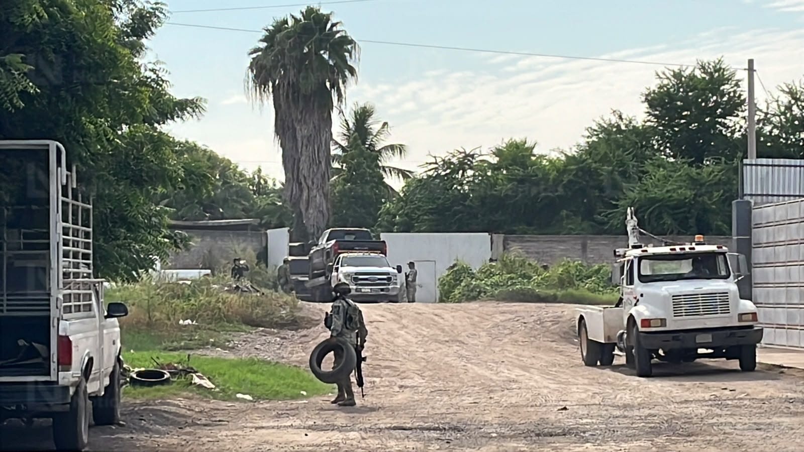 Retiran unidades con blindaje artesanal de taller en Guasave