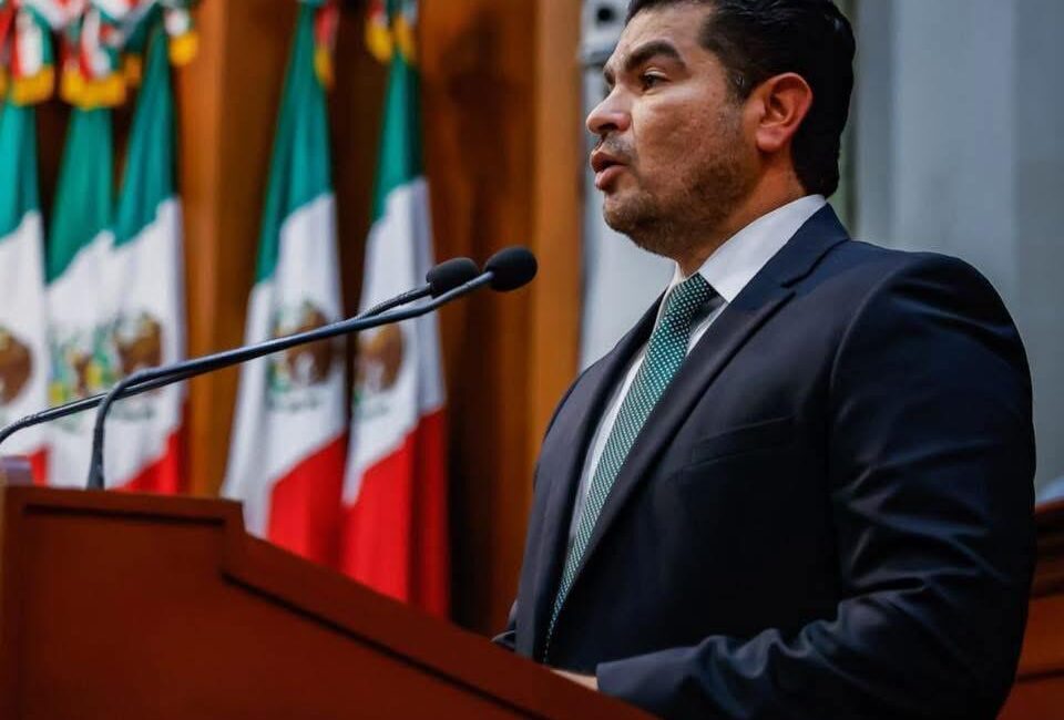 Rodolfo Valenzuela se reincorpora al Congreso de Sinaloa, tras pedir licencia por el proceso interno de Morena