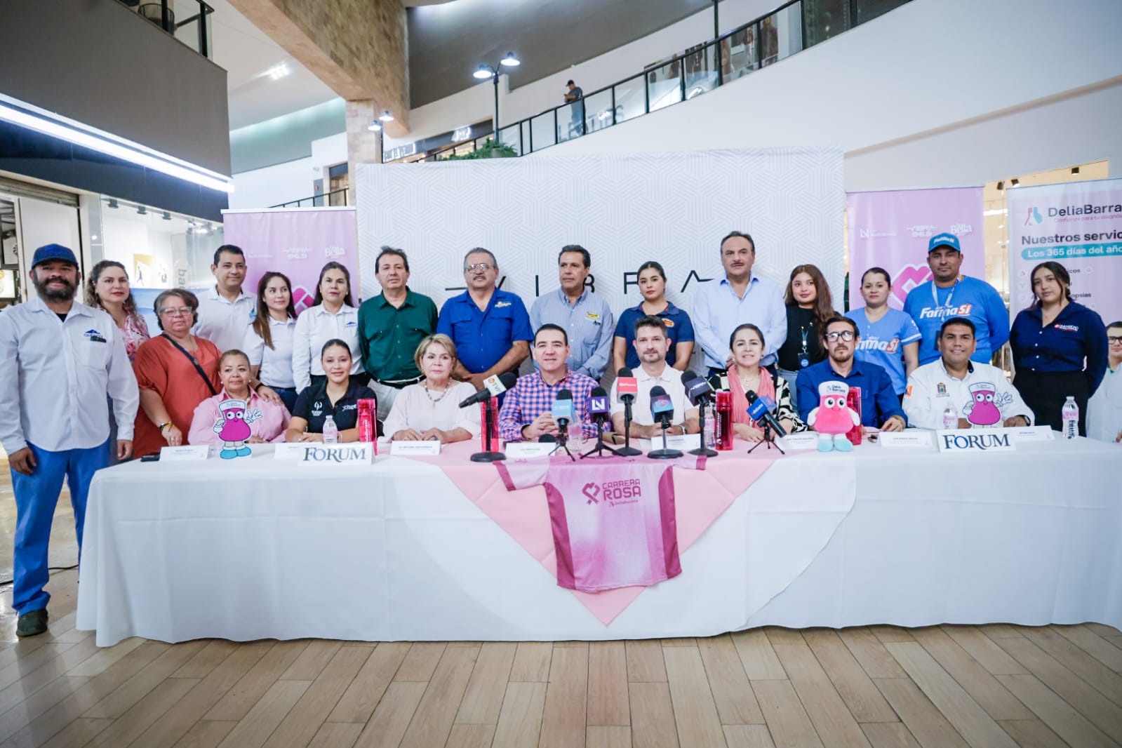 Rueda de prensa de la Carrera Rosa Vibra Radio