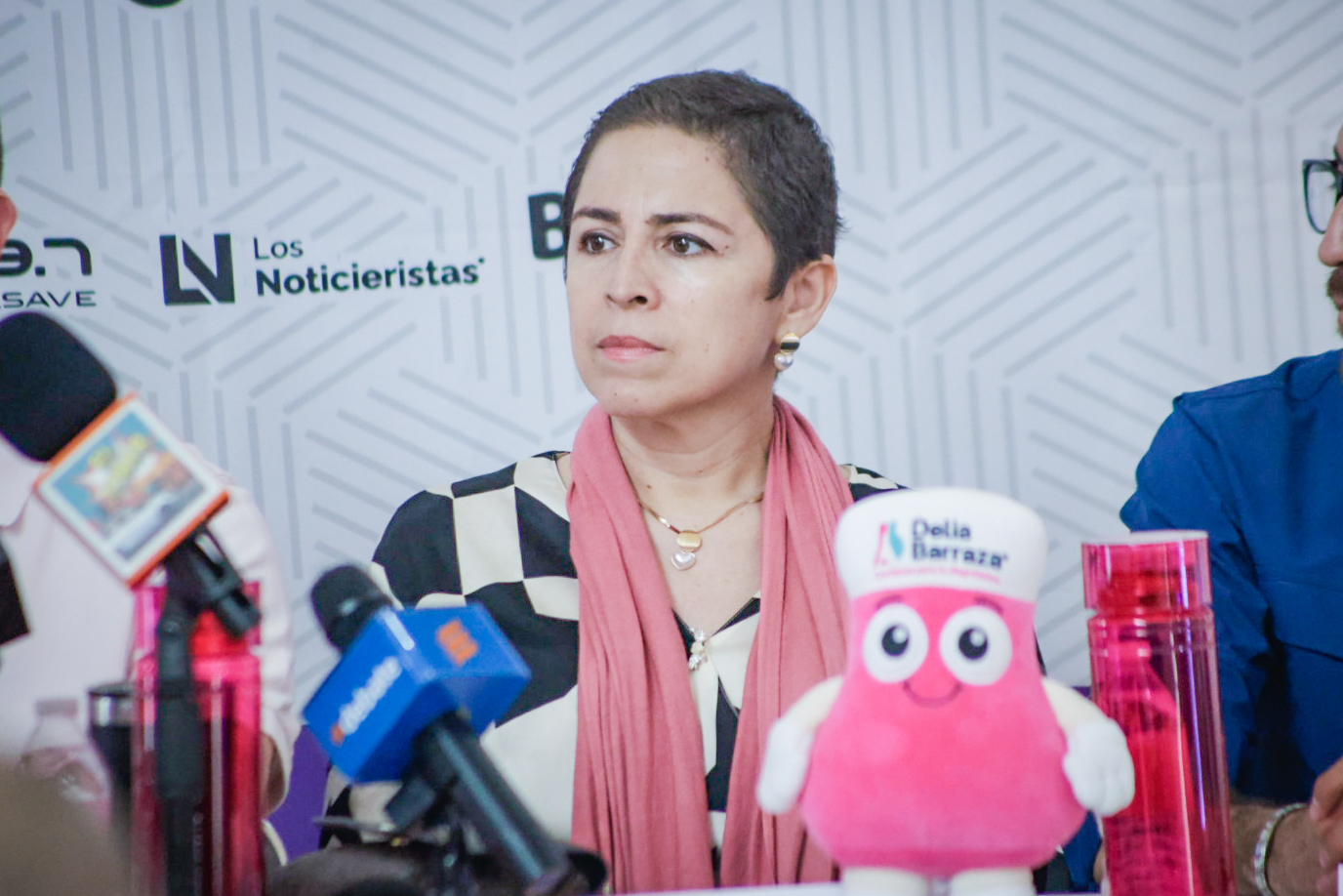 Rueda de prensa de la Carrera Rosa Vibra Radio
