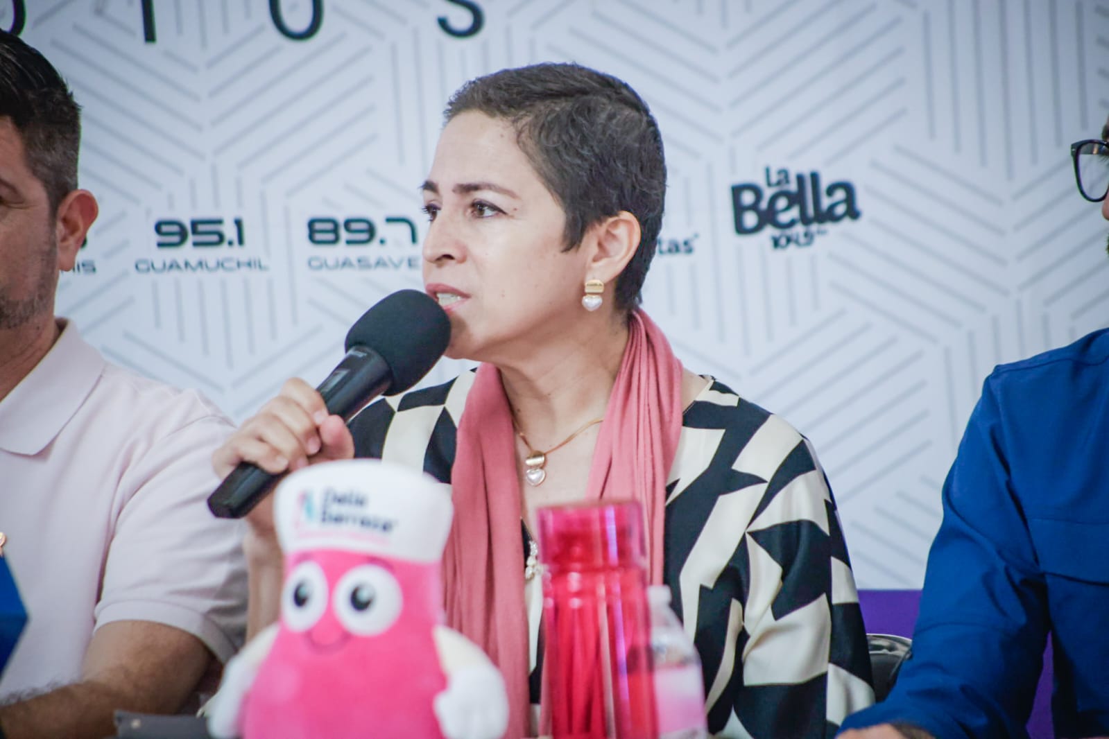 Rueda de prensa de la Carrera Rosa Vibra Radio