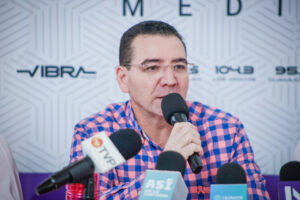 Rueda de prensa de la Carrera Rosa Vibra Radio