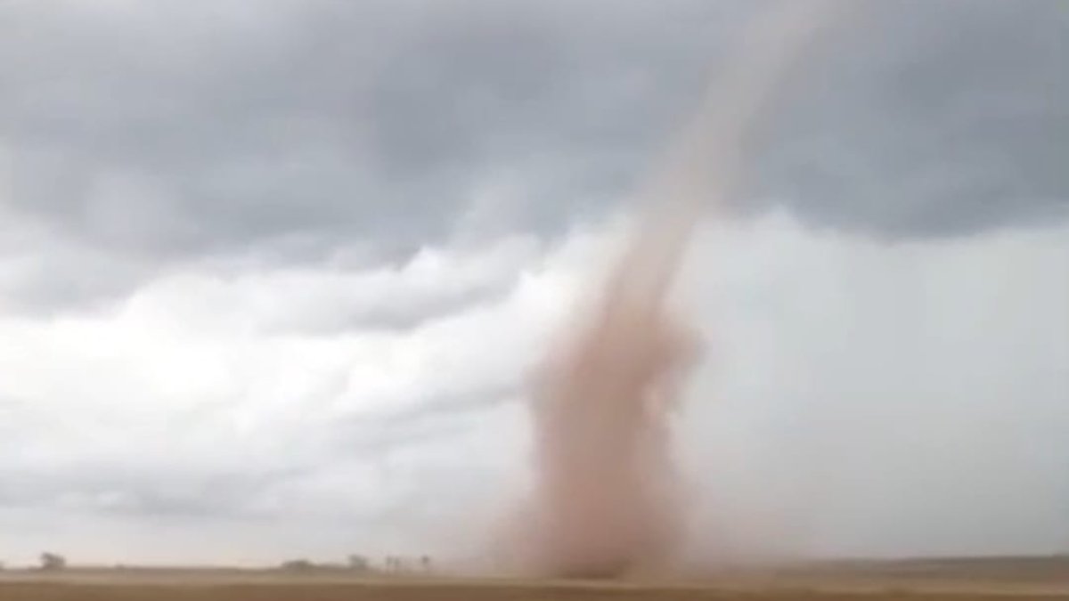 se forma tornado en las inmediaciones de pericos sinaloa