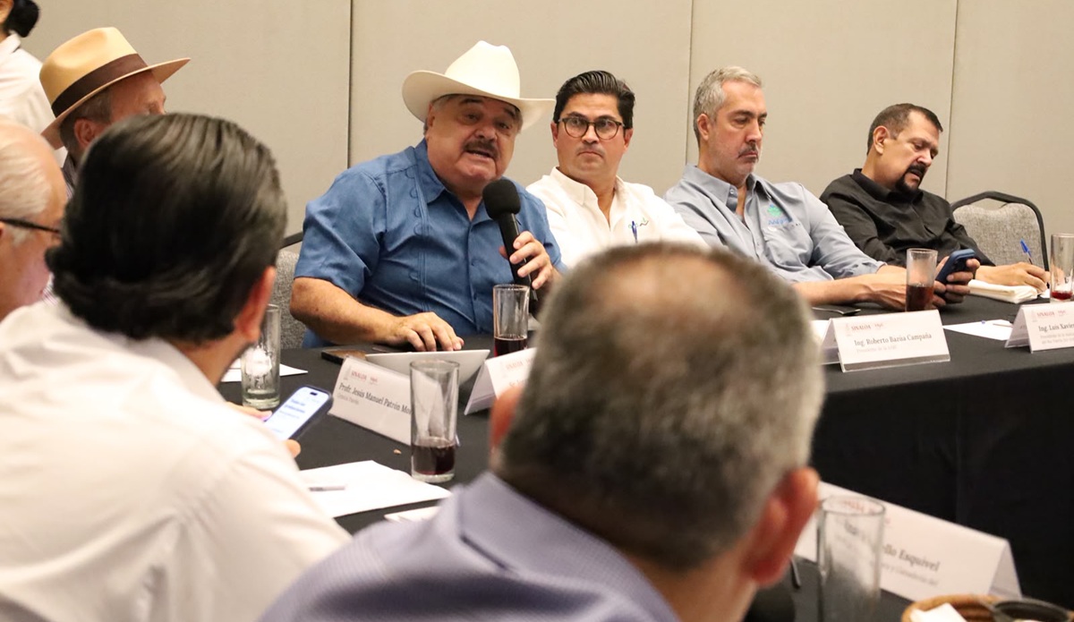 Se reúnen liderazgos agrícolas con titular de Agricultura en Sinaloa