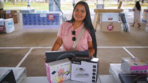 secretaria de economia a traves de equipa sinaloa beneficia a 66 pequeños negocios en navolato lampara