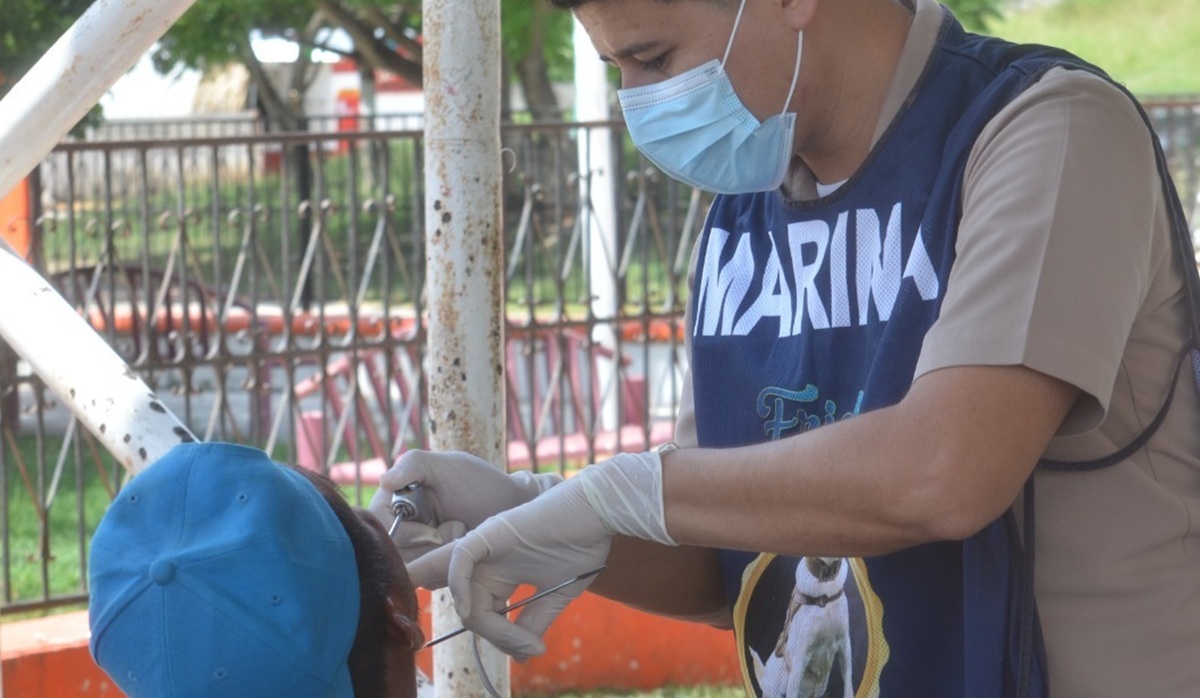 Secretaría de Marina lleva atención médica a zonas alejadas