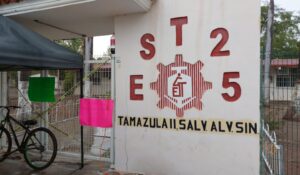 Rehabilitación eléctrica mantiene a alumnos de la secundaria de Tamazula II, en Salvador Alvarado, a distancia