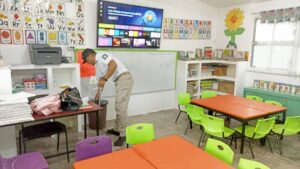 serpiente localizada en un salon de un kinder en los mochis sinaloa