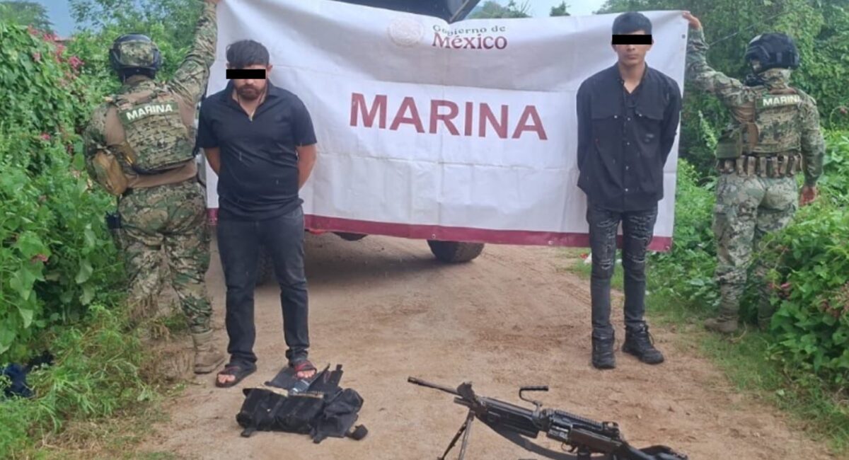 Capturan a cinco hombres en San Ignacio, Sinaloa; traían armas ¡y 60 explosivos!