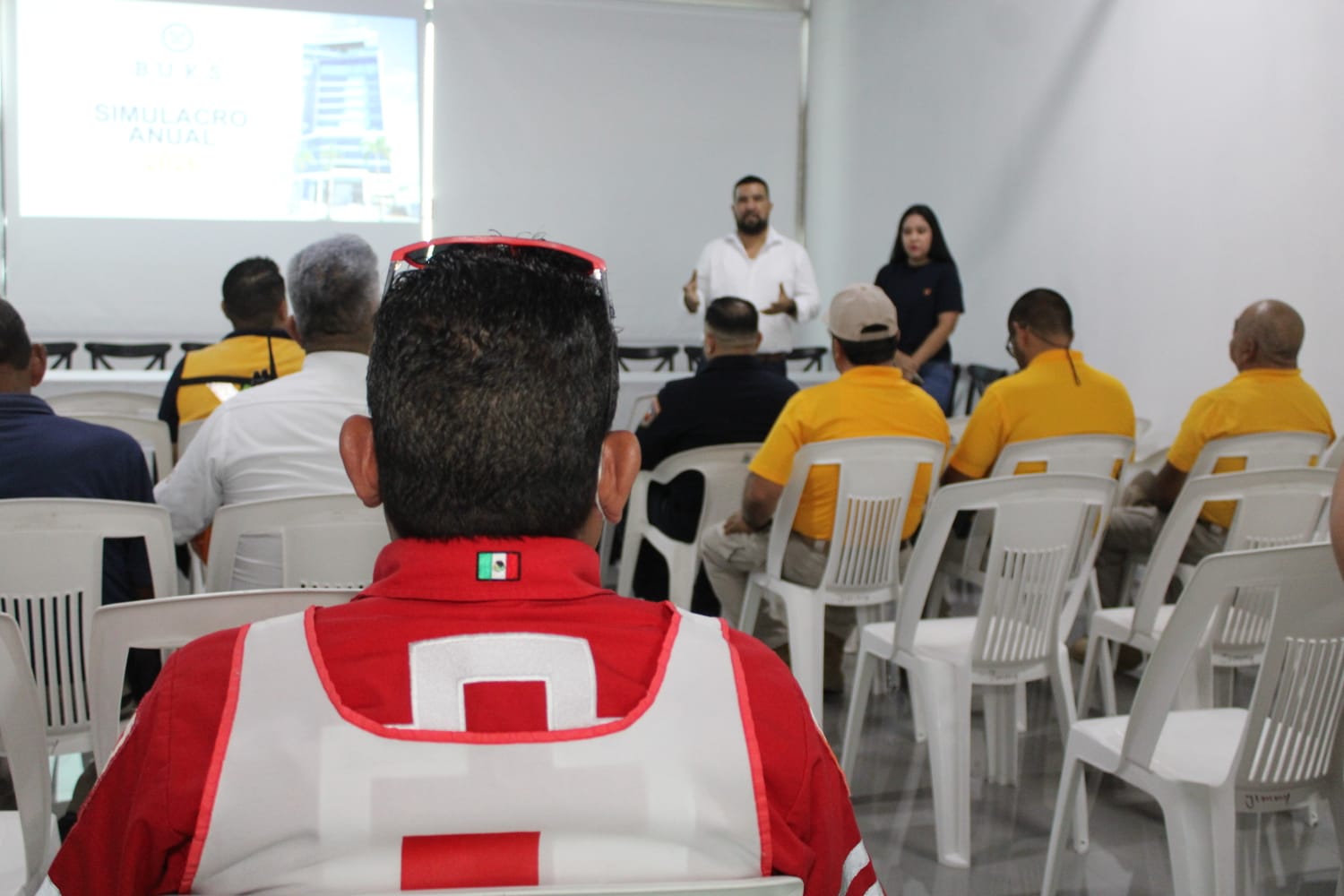 Torre Buks pone a prueba su compromiso con la vida en Mazatlán