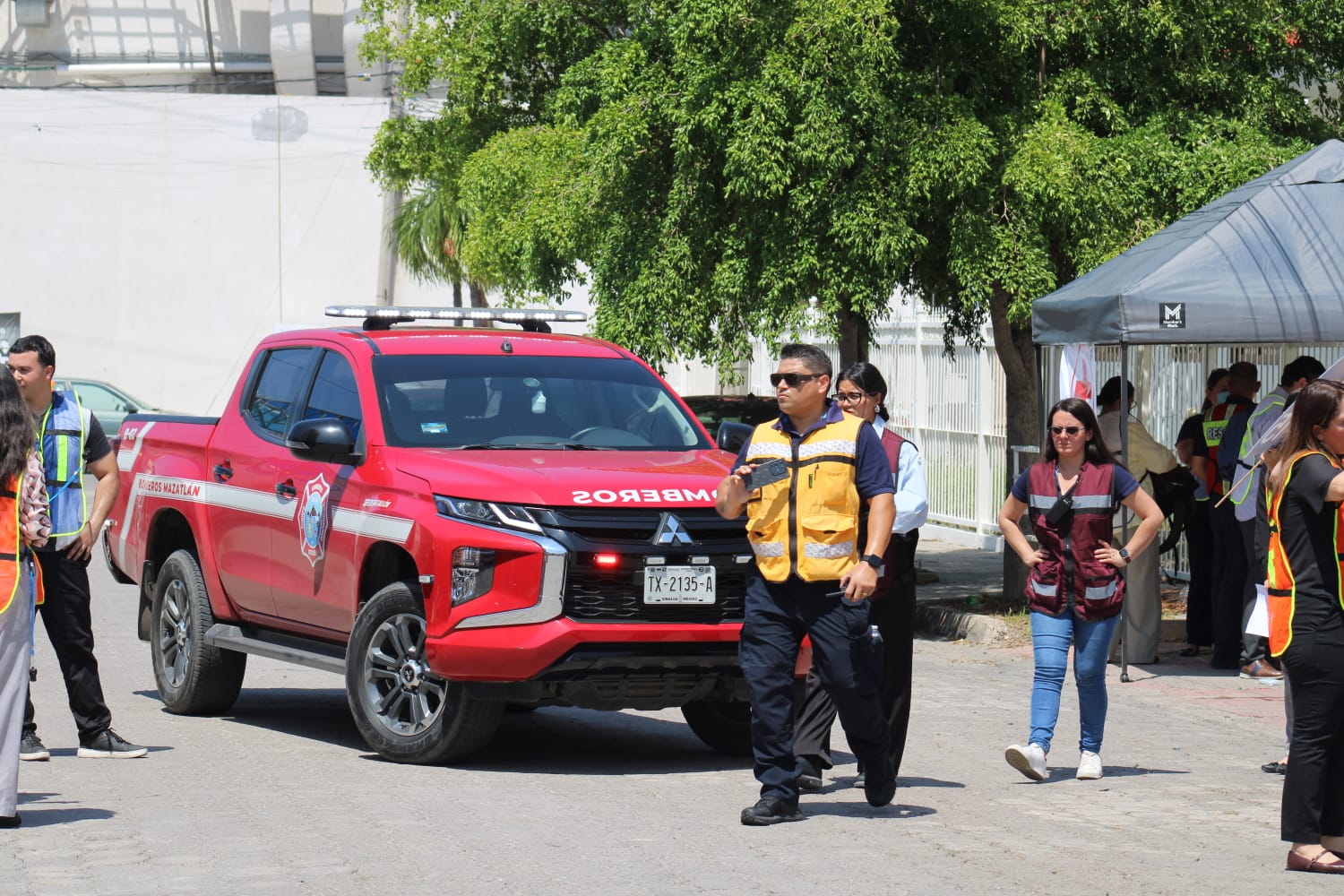 Torre Buks pone a prueba su compromiso con la vida en Mazatlán