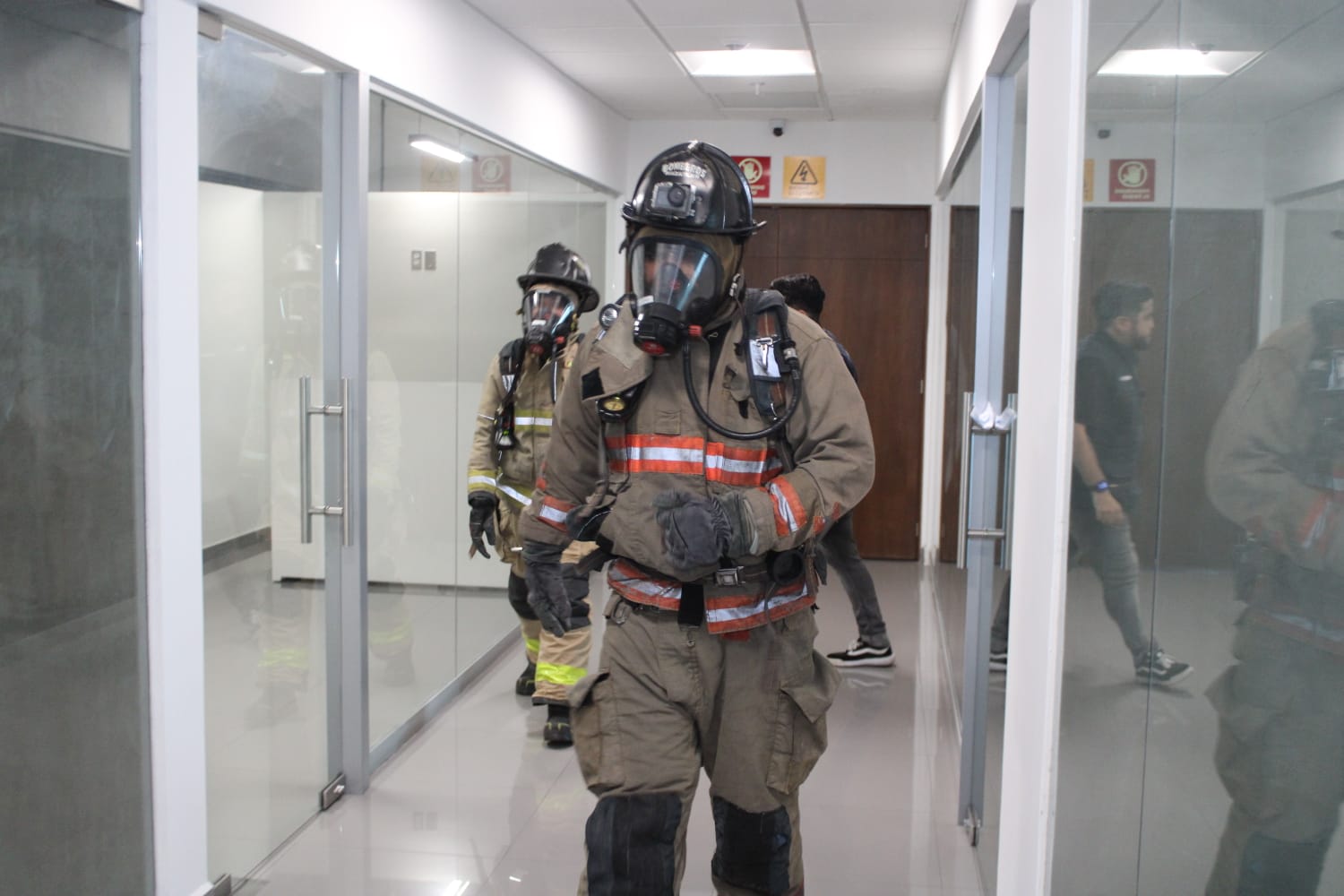 Torre Buks pone a prueba su compromiso con la vida en Mazatlán