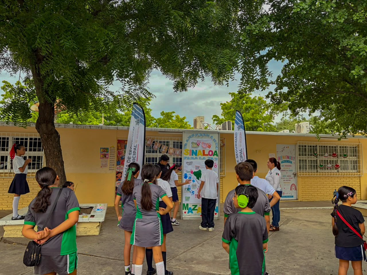 SSPM lleva charla sobre la cultura de la paz a estudiantes de Mazatlán