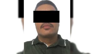 Por robarse chocolates, cigarrillos y una tablet, sujeto es detenido por Policías de Ahome, Sinaloa